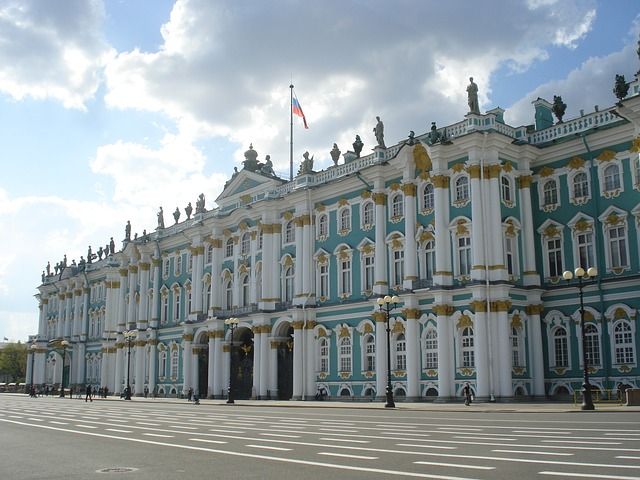 st petersburg 209948 640