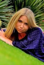 11232-Alyona-Woman-Brussels