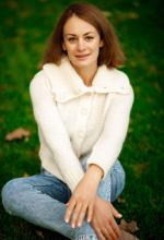 20133-Elena-Ukrainian-Woman-Chernigov