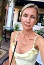 20505-Elena-Woman-Kork
