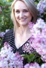 20550-Kateryna-Canadian-Woman-Ottava