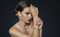 Why is Elena still on your site? Why is Elena still on your site?